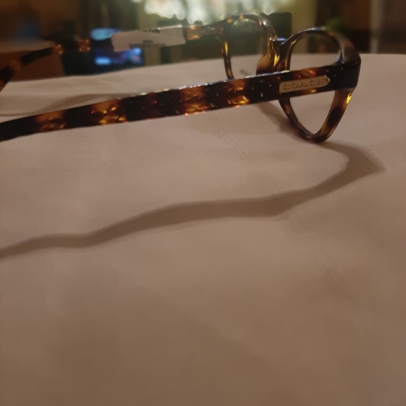 NWT Womens COACH eyeglasses HC6067 - Picture 4 of 8